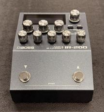 BOSS IR-200 Amp & IR Cabinet_3