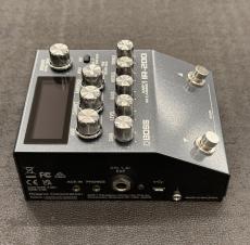 BOSS IR-200 Amp & IR Cabinet_6