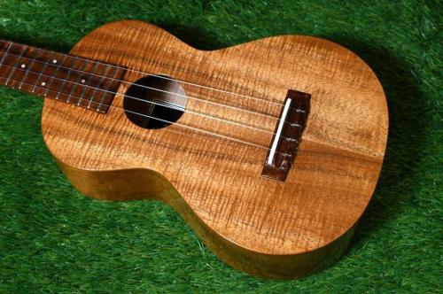 LEHUA UKULELE UKC 4A Concert【S/N1477】