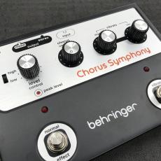 BEHRINGER CHORUS SYMPHONY