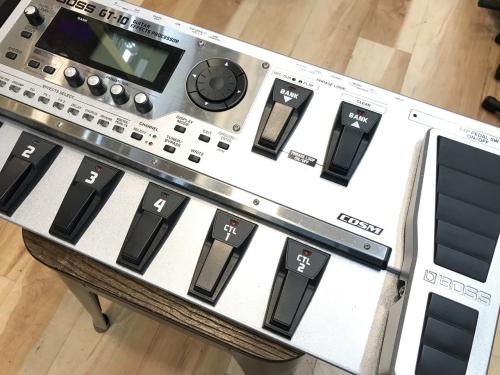 BOSS GT-10 Guitar Effects Processor