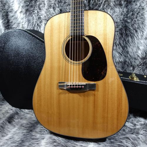 Martin D-18 Modern Deluxe