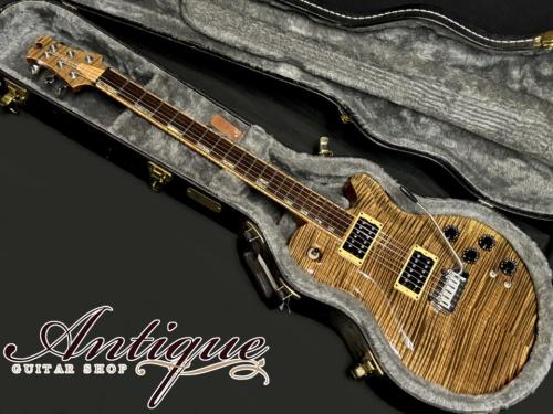 David Thomas McNaught B.U.G. Custom Order Vintage Singlecut Trem Chambered 2003 Safari /Diamond Grade Figured Maple Top & Matching-Head w/Brazilian Rosewood FB 4.19kg Dead-Stock Mint "One-Off Special Spec"