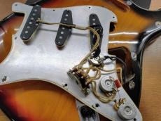Fender American Vintage 62 Stratocaster Thin Lacquer 3CS 2003_13