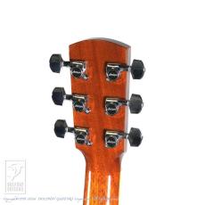 Larrivee C-19 Eagle Curly Maple_8