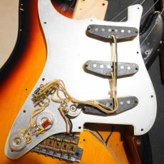 Fender Custom Shop 1960 Stratocaster Relic 3-Color Sunburst_11