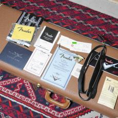 Fender Custom Shop 1960 Stratocaster Relic 3-Color Sunburst_12