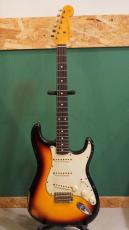 Fender Custom Shop 1960 Stratocaster Relic 3-Color Sunburst_13