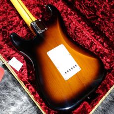 Fender American Vintage II 1957 Stratocaster 2-Color Sunburst_7