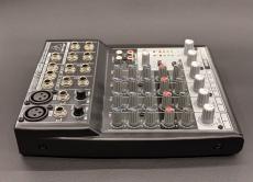 BEHRINGER XENYX 802_6