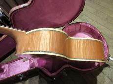 Gibson Custom Shop SJ-200 Vine Blonde_11