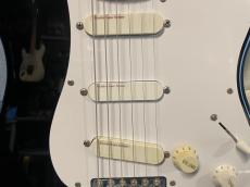 Fender Japan ST57-770SL Black_9