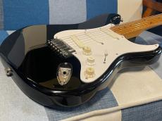 Fender Japan ST57-770SL Black_11