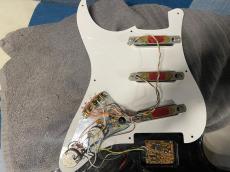 Fender Japan ST57-770SL Black_13