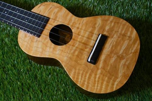 tkitki ukulele ECO-S+ AmberMaple×Walnut Soprano【S/N 1683】
