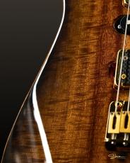 Shue Guitars Modern DT Koa Top Natural Burst Gold Hardware w/Iron Wood Neck_3