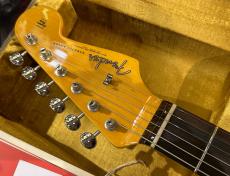 Fender American Vintage II 1961 Stratocaster 3-Color Sunburst【3.46kg/2024年製USED】_5