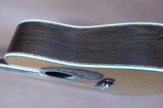 Martin D-50 Deluxe / Solid Bear claw Sitoka Spruce Top・Solid Brazilian Rosewood Side and Back・D-50 Style Tree of Life Inlay・Top Inlay Style Herringbone Pearl With Black / White/Black Fiber Inlay【With Origina_4