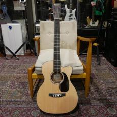 Martin Martin 000C Jr E Bass 【コンパクトサイズエレアコ・ベース】_2