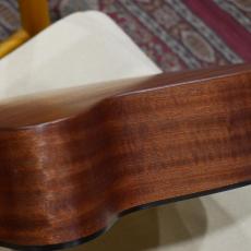 Martin Martin 000C Jr E Bass 【コンパクトサイズエレアコ・ベース】_12