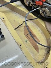 Rickenbacker 480 Original White 1974_13