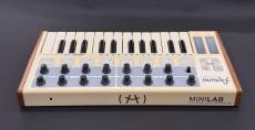 Arturia MiniLab_4