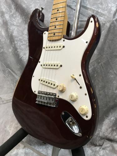 Fender STRATOCASTER 79'