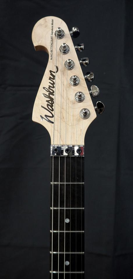 4/29まで【値下げ】Washburn アコースティックベース 4/29まで【値下げ】Washburn アコースティックベース