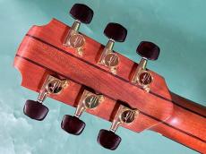 Lowden O-32C_6