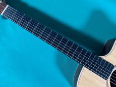 Lowden O-32C_7