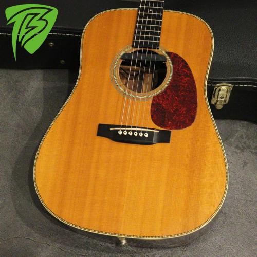 Martin HD-28V with Fishman Rare Earth Single 2000