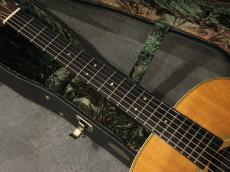 Martin HD-28V with Fishman Rare Earth Single 2000_6