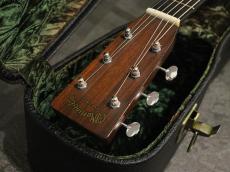 Martin HD-28V with Fishman Rare Earth Single 2000_7