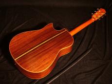 Kameoka Guitar KMD Cutaway【2006年製 押尾コータローも愛用の知る人ぞ知る逸品! 滅多に出て来ない希少モデルが極上美品で入荷です! 】解説試奏動画ご覧下さい。_6