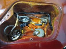 Gibson 1975 Les Paul Deluxe Cherry Sunburst "Last Mahogany Neck"_9