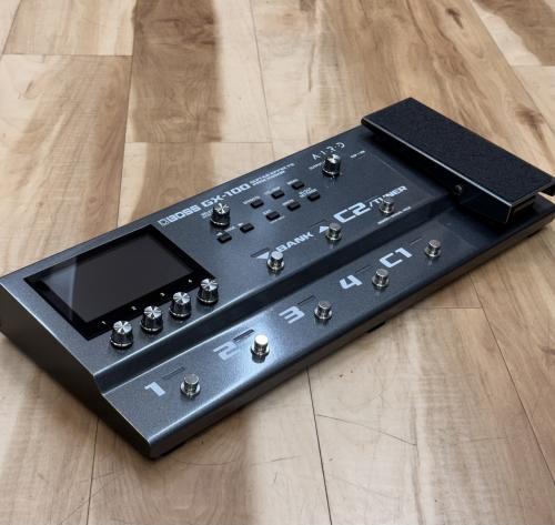 BOSS GX-100 GUITAR EFFECTS PROCESSOR
