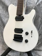 Sterling by MUSIC MAN AXIS AX3S