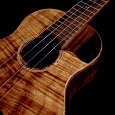 TODA Guitars Tenor VT - Master grade Koa -_8