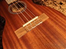 Leho LHUC-MM-CE 【コンサート/マホガニー】【カッタウェイ】【ピックアップ搭載】【送料込】_5