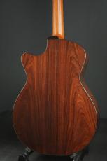 Fujii Guitars OM Cutaway_5