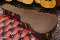 Fujii Guitars OM Cutaway_17