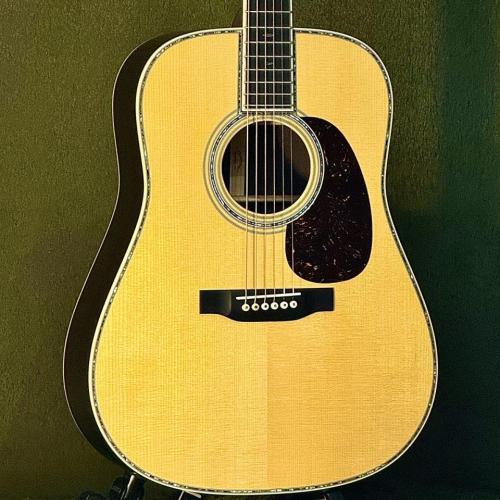 Martin 【実機動画あり】【当店限定特典付き】D-42 Standard #3008948【控えめな美しさのスノーフレークインレイ】