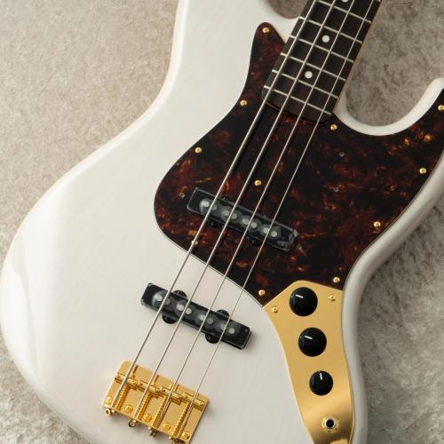 Tokai AJB-101G -See Trough White / STWR-