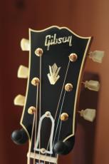 Gibson 1957 SJ-200 Vintage Sunburst_9