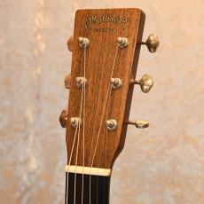 Martin D-18E Retro_3