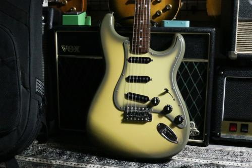 Fender Japan Antigua Stratocaster 2002-2004