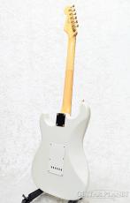 Fender Made in Japan Traditional 2025 Collection 60s Stratocaster MHC- White Pearl -_6