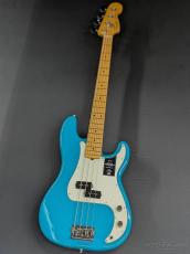 Fender American Professional II Precision Bass -Miami Blue-_2