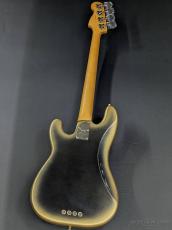 Fender Limited Edition American Professional II Precision Bass -Eclipse-_3