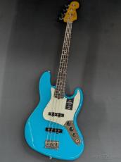 Fender American Professional II Jazz Bass -Miami Blue-_2